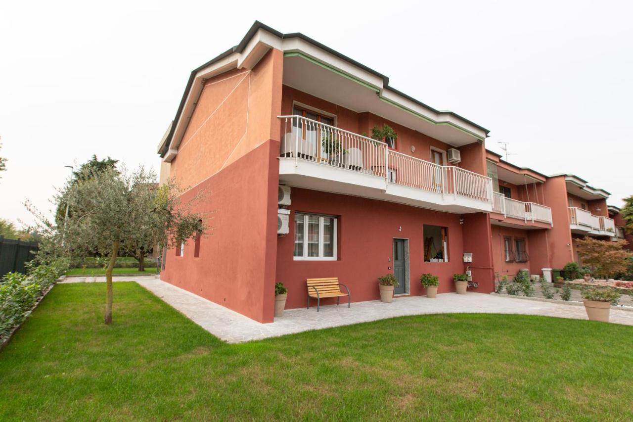 Relax Nel Verde Сеграте Экстерьер фото